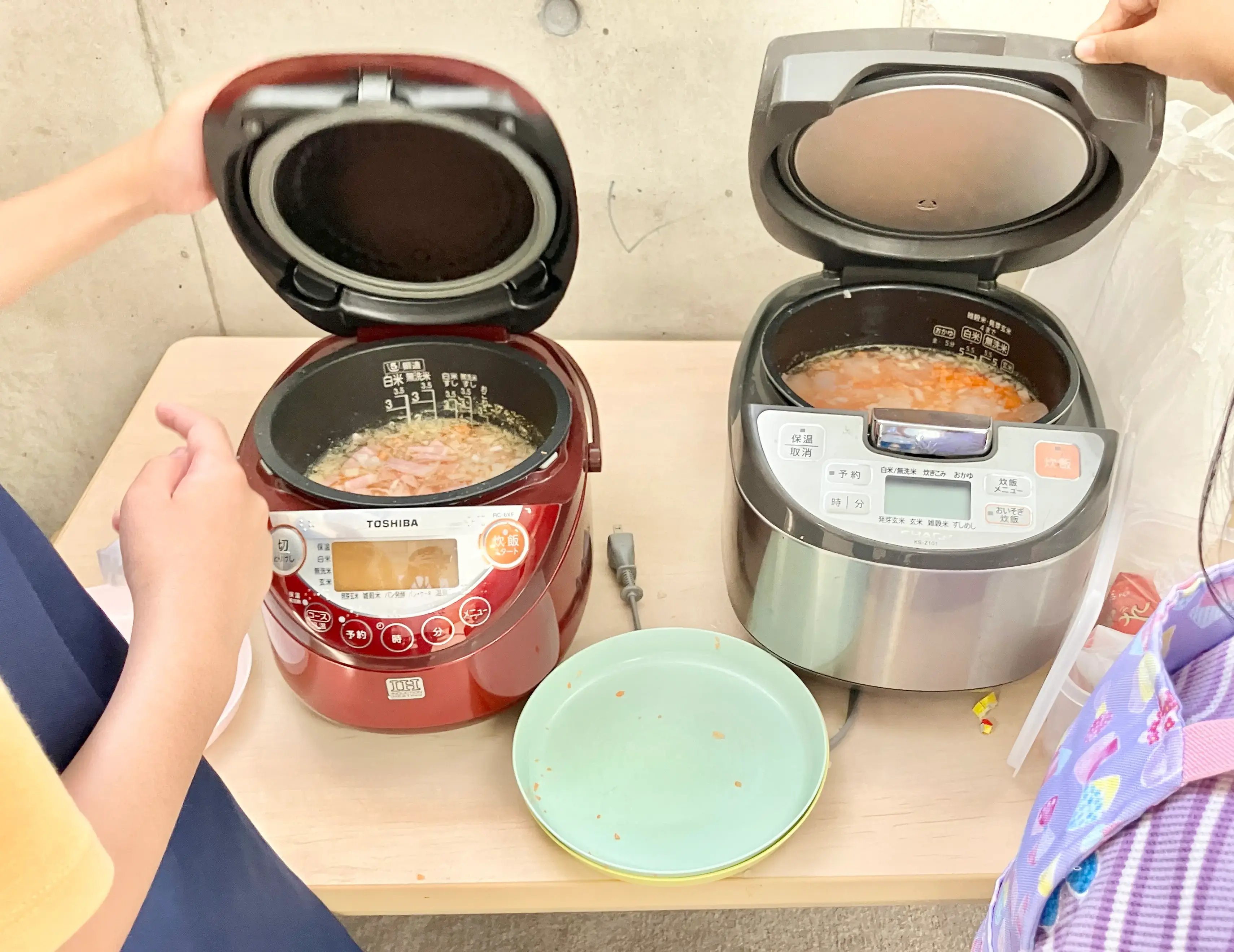 昼食作りをする子ども５