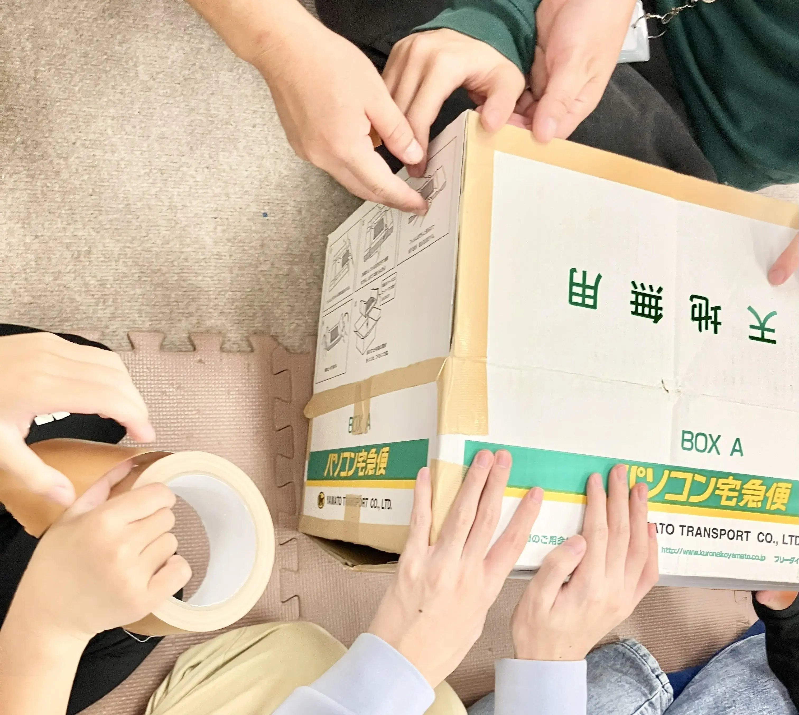 運動会準備をする子ども3