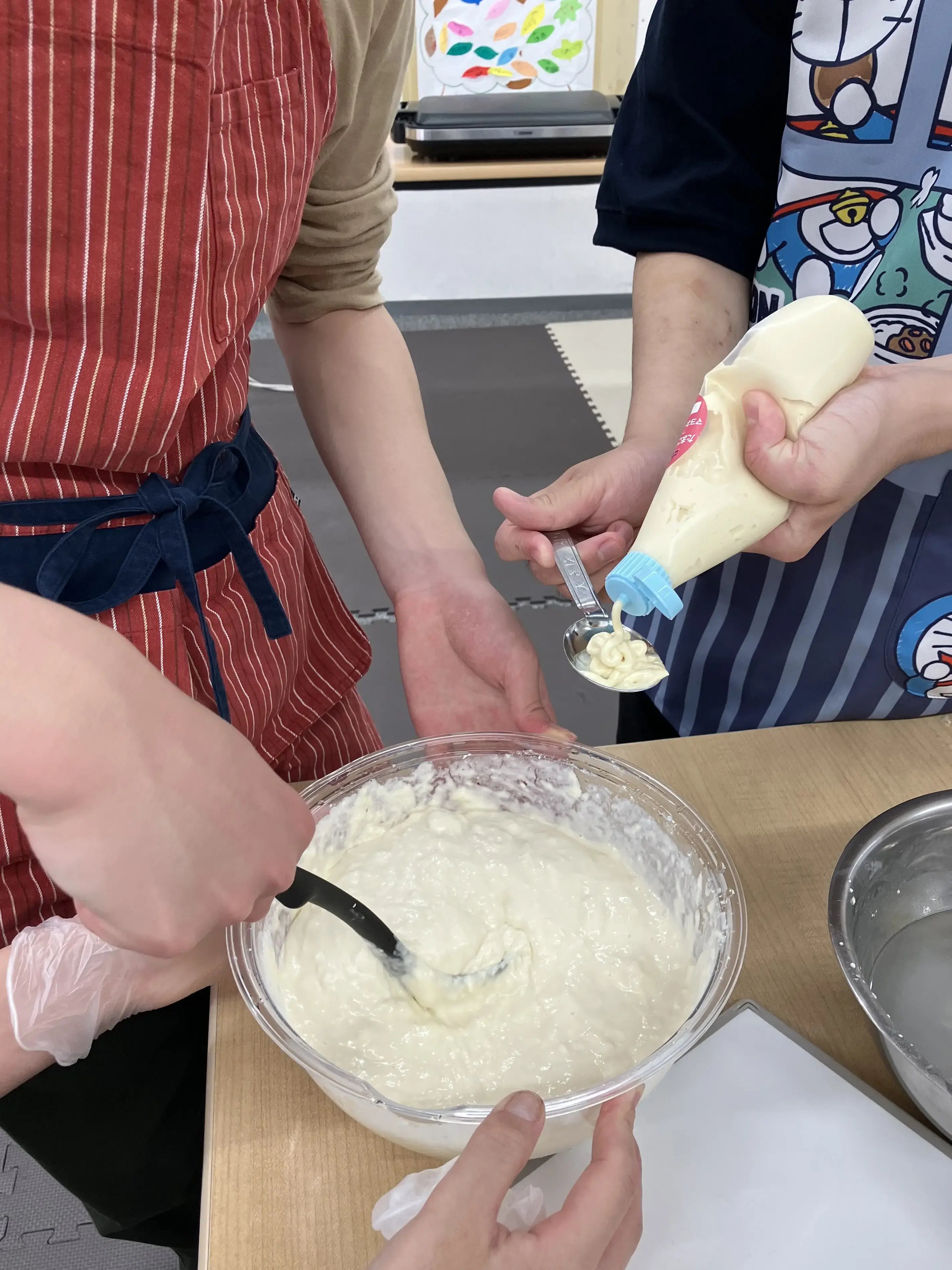 混ぜている様子