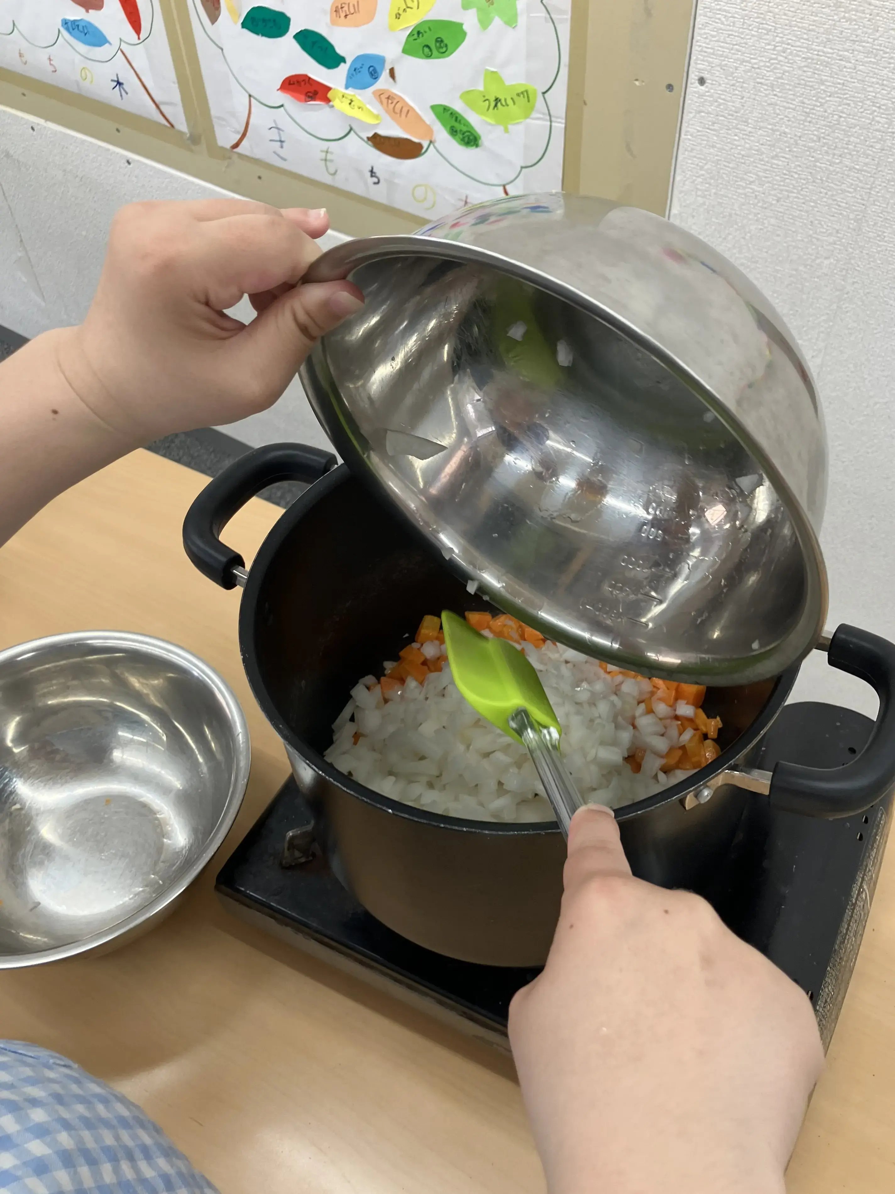 ミネストローネを作っている様子