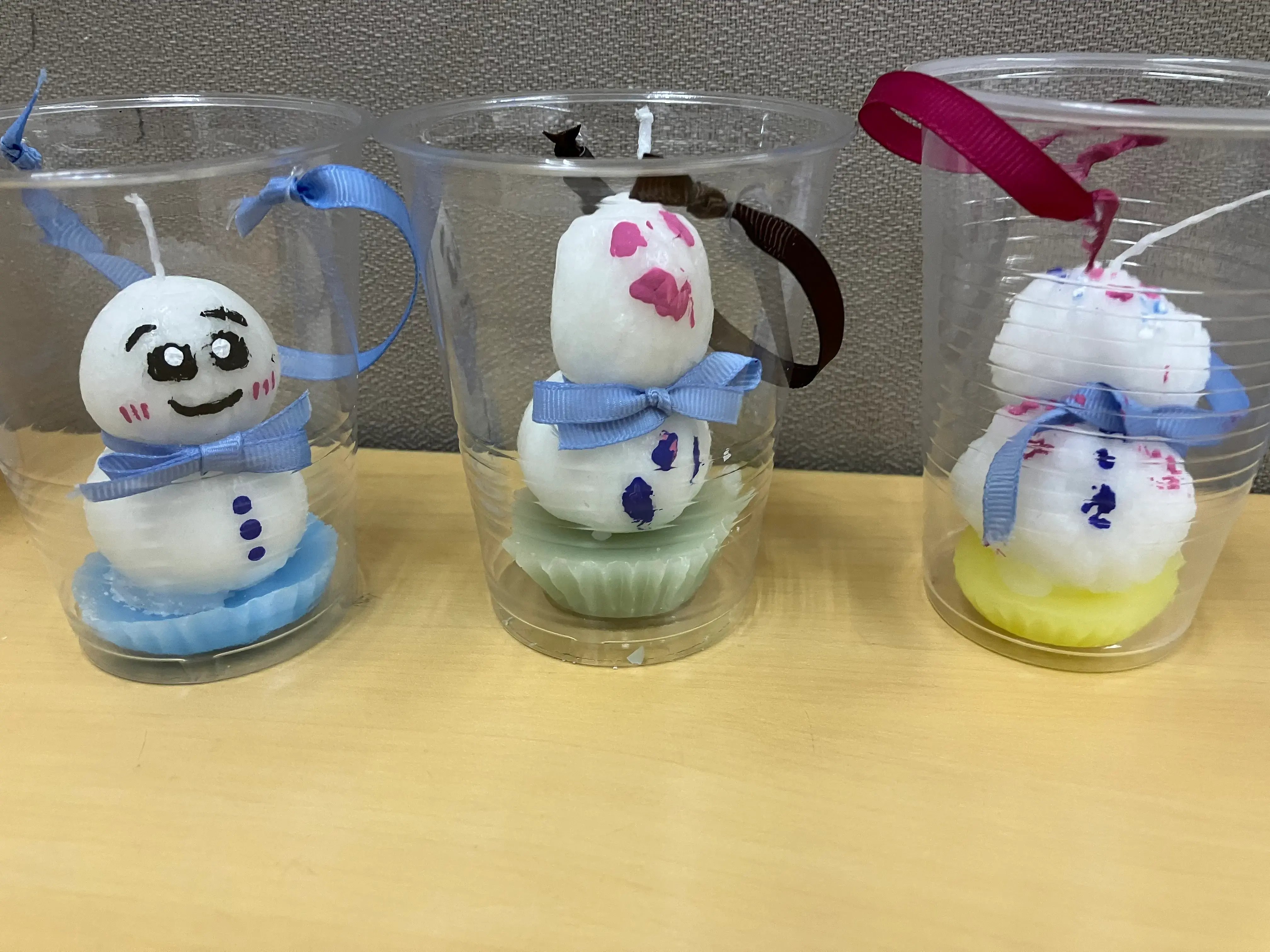 雪だるまの形のキャンドル