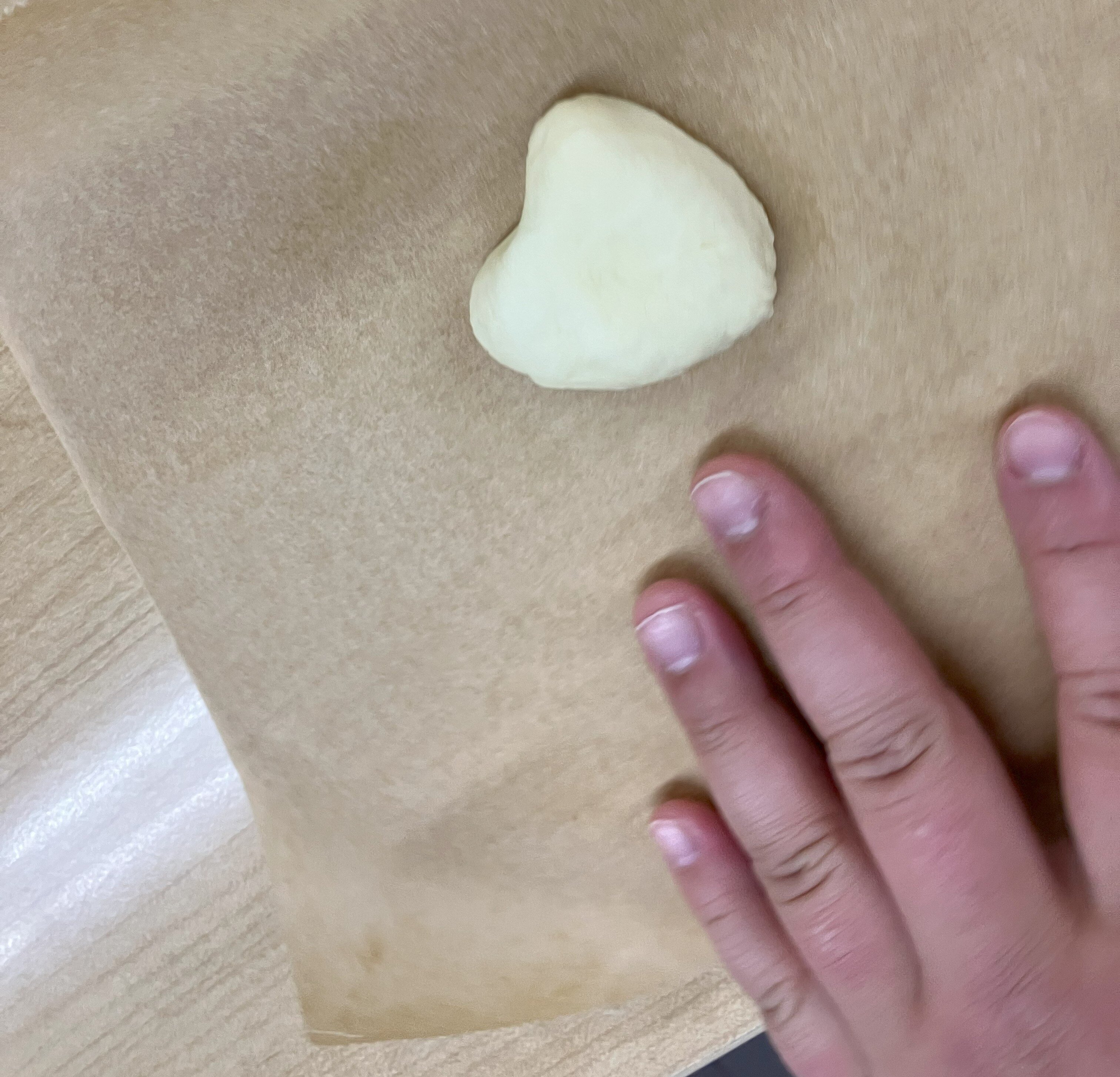 ハート型のパン