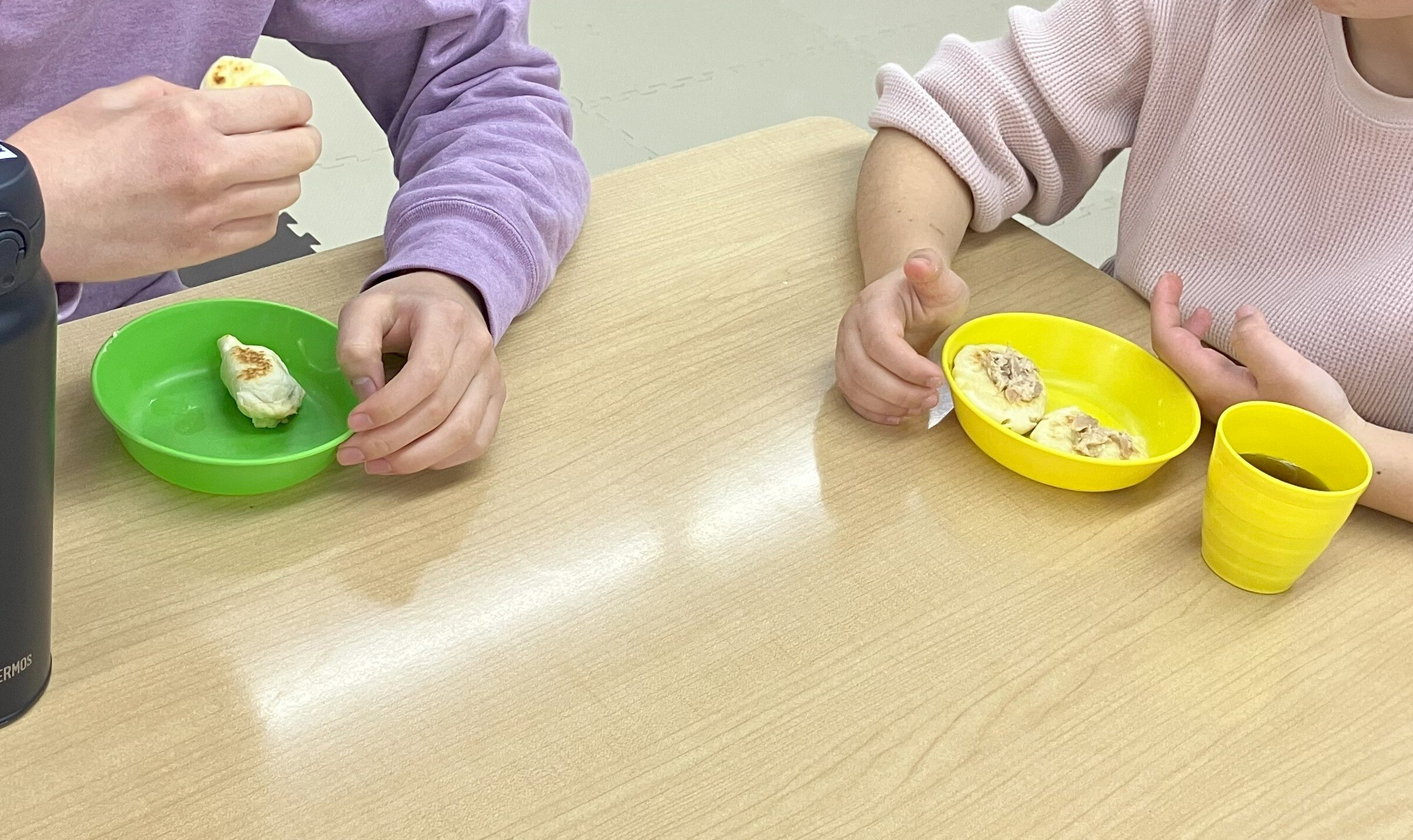 食べている様子