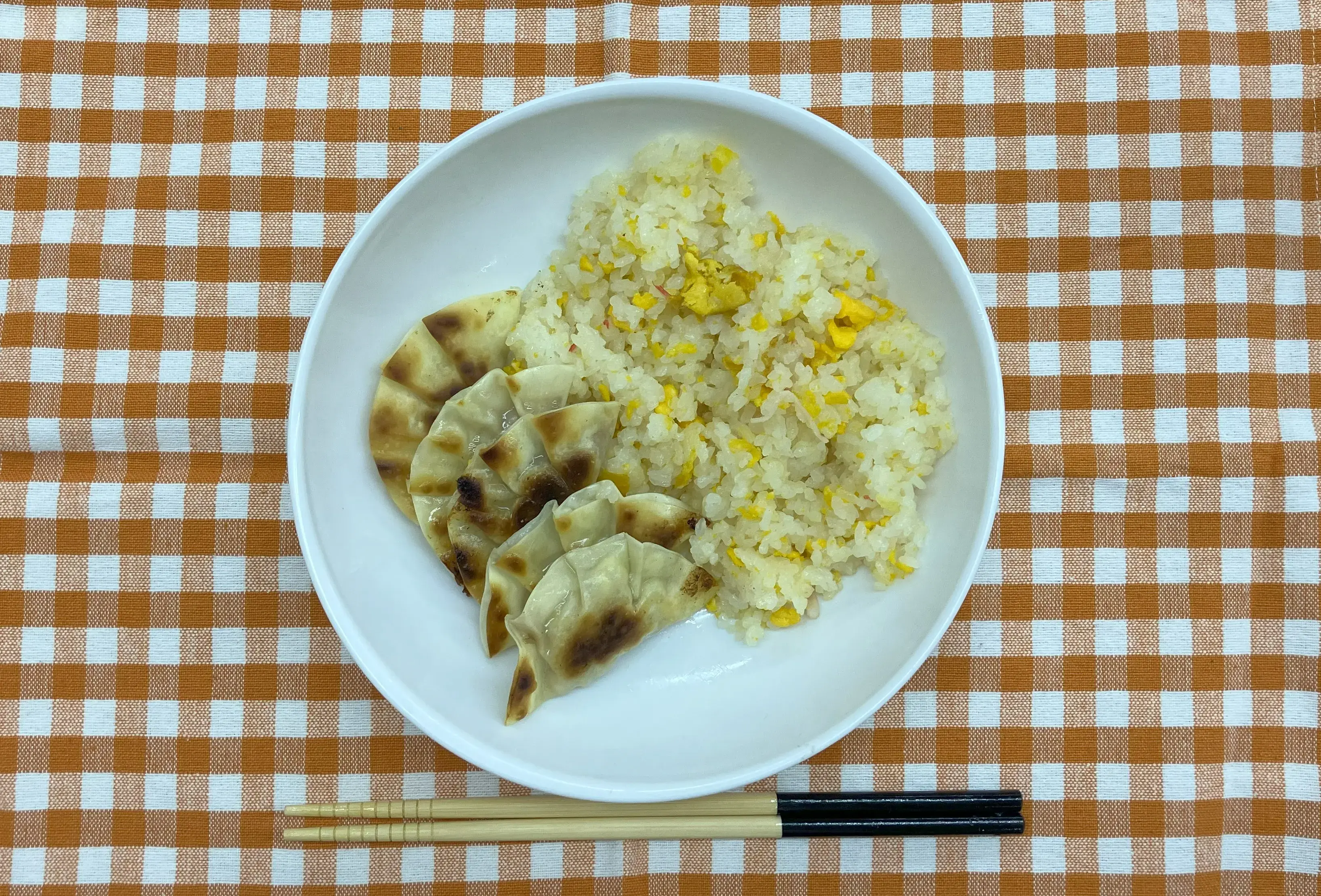 餃子とチャーハン